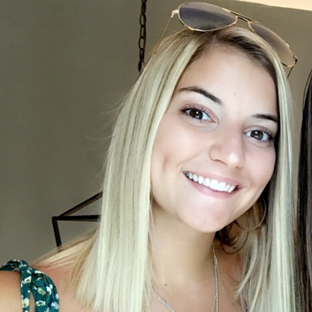 Meet your Posher, Ashley